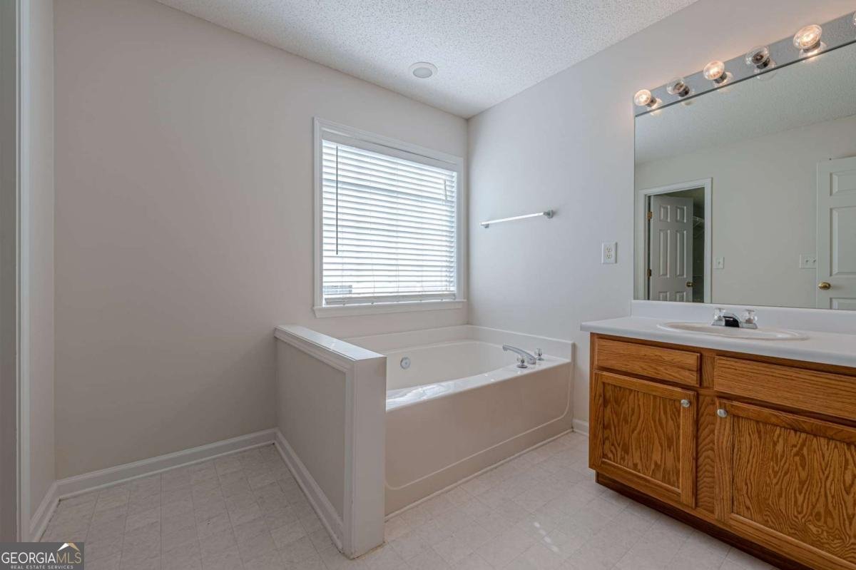 341 Burdock Trace Woodstock - Photo 38