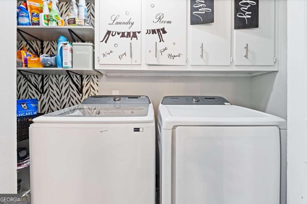 5097 Rock Glen Drive Stone Mountain - Photo 12