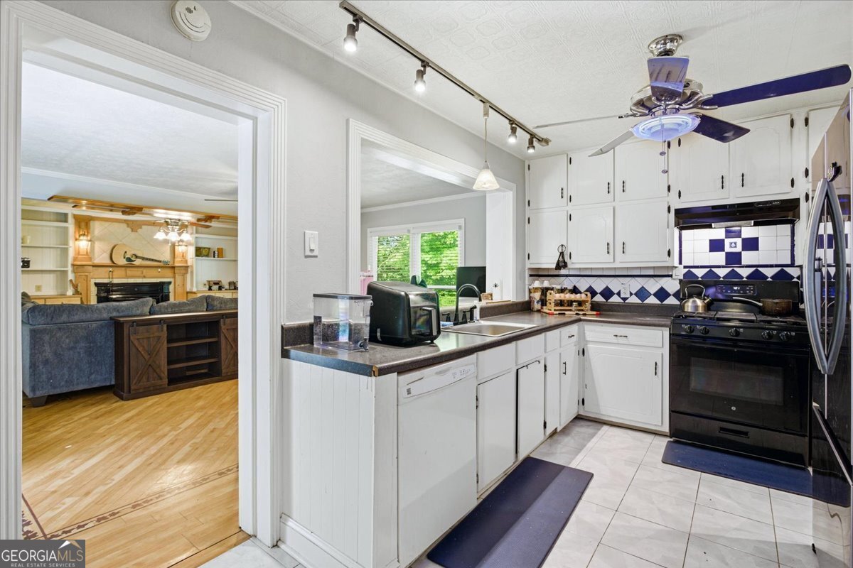 3270 Rex Road Rex - Photo 11