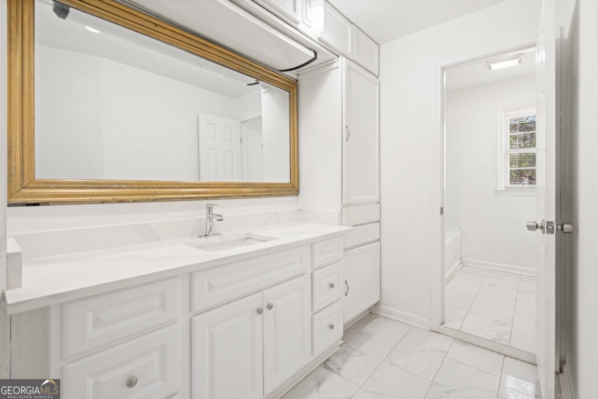 2159 Chestnut Log Drive Lithia Springs - Photo 16