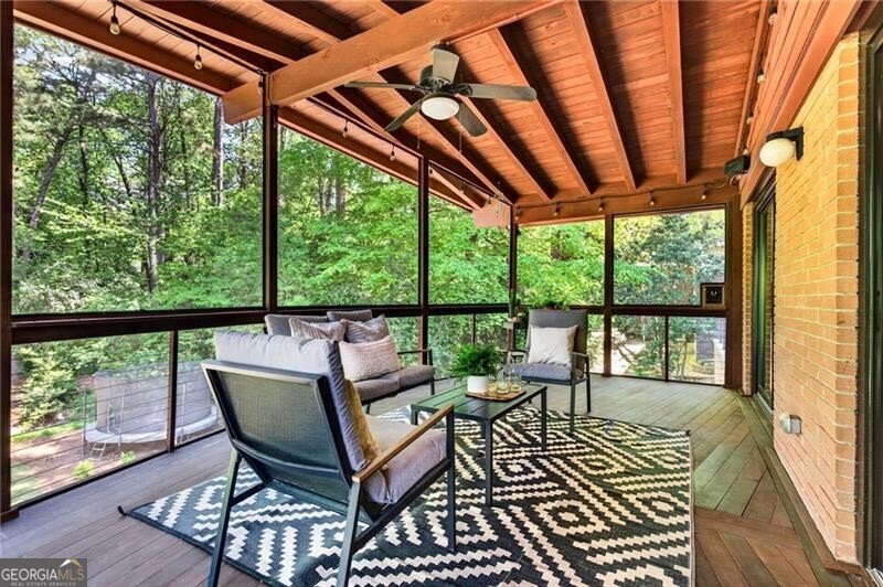 2062 Imperial Drive Atlanta - Photo 19