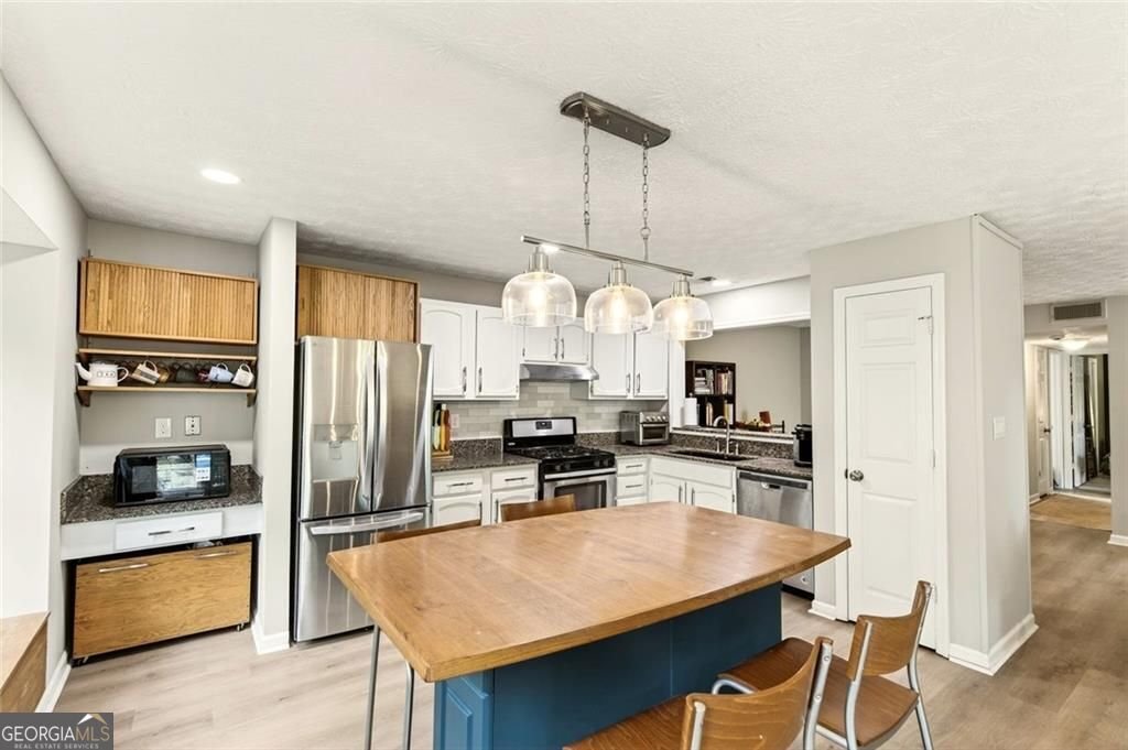 1337 Crossing Drive Atlanta - Photo 9