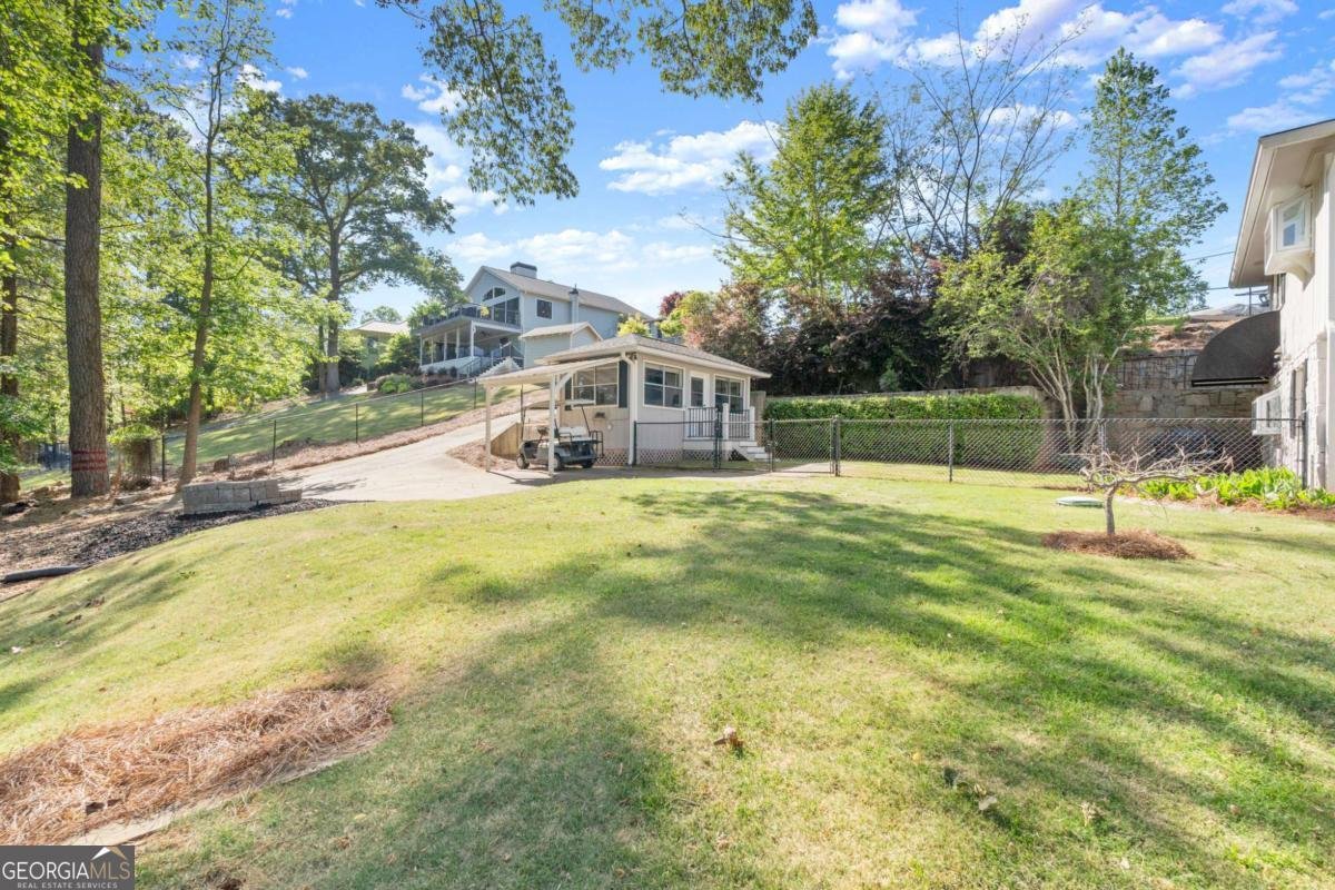 924 Pine Circle Woodstock - Photo 13