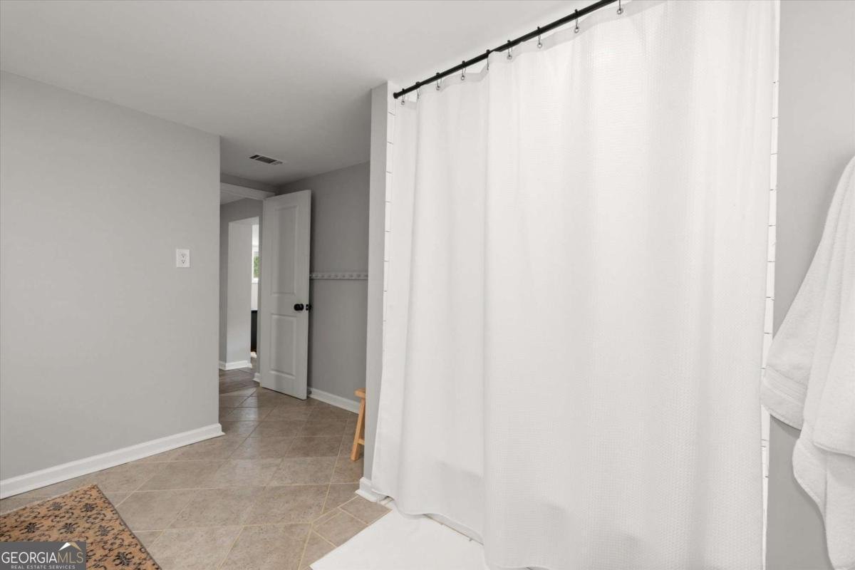 924 Pine Circle Woodstock - Photo 23