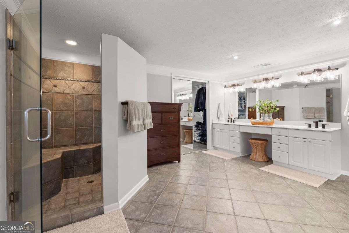 924 Pine Circle Woodstock - Photo 37