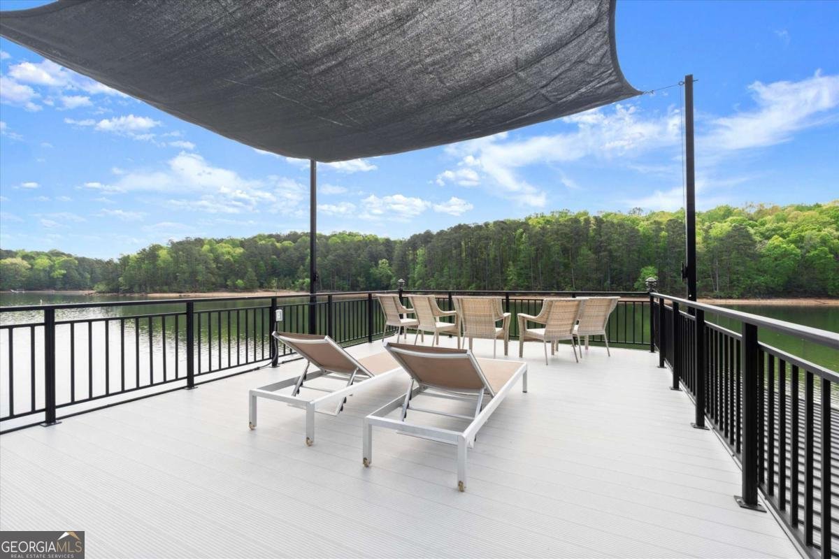 924 Pine Circle Woodstock - Photo 6