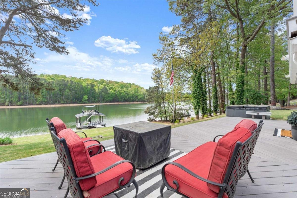 924 Pine Circle Woodstock - Photo 9