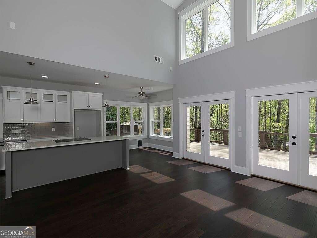 7135 Haw Creek Place Gainesville - Photo 19