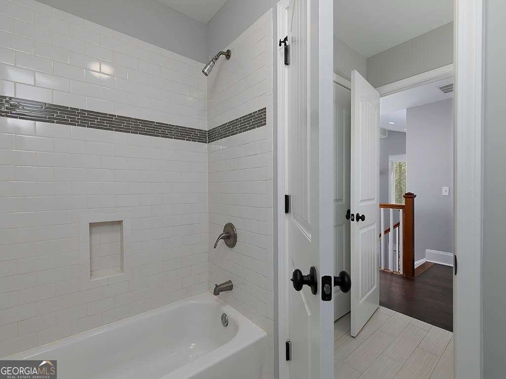 7135 Haw Creek Place Gainesville - Photo 30