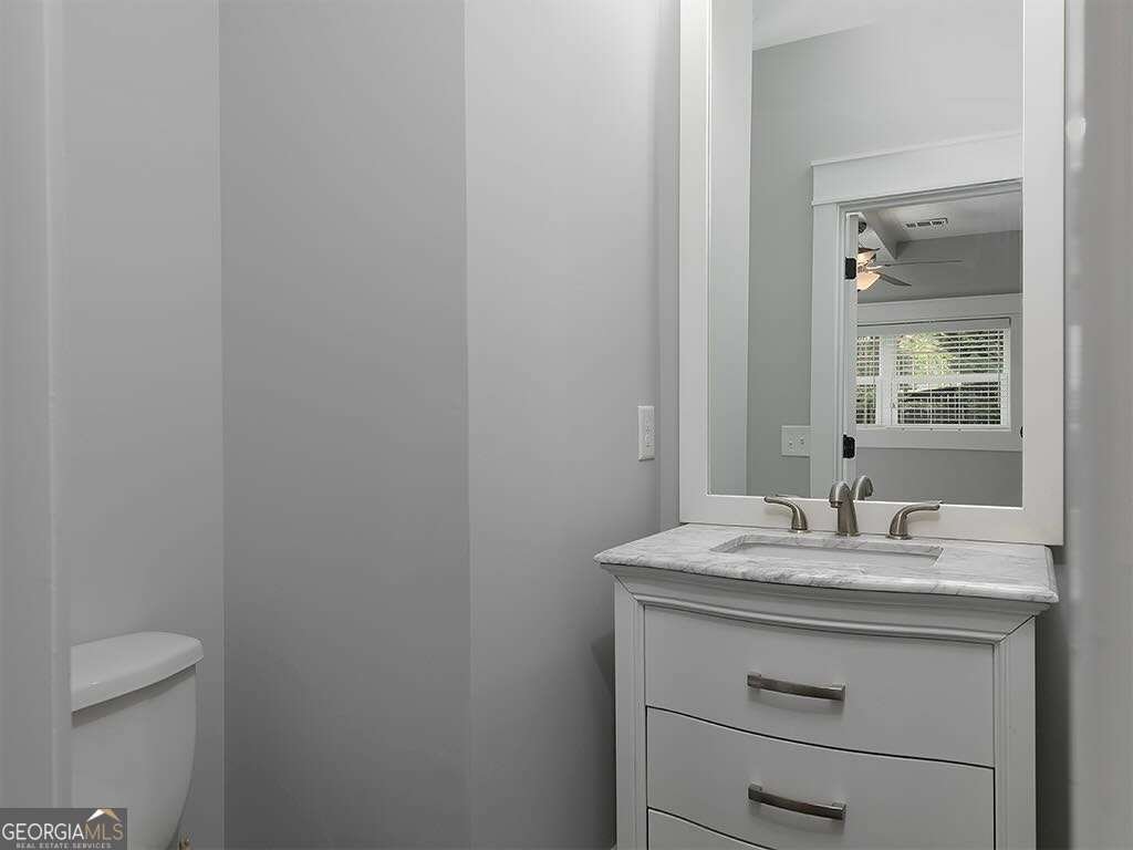 7135 Haw Creek Place Gainesville - Photo 9