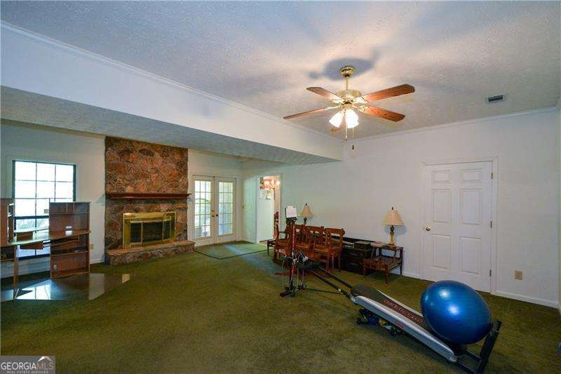 130 Hawn Road Fayetteville - Photo 32