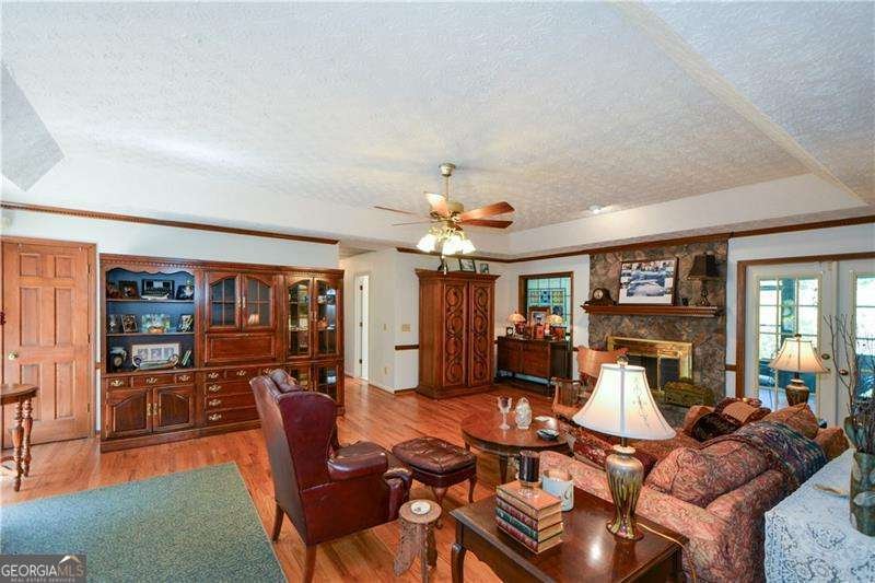 130 Hawn Road Fayetteville - Photo 6