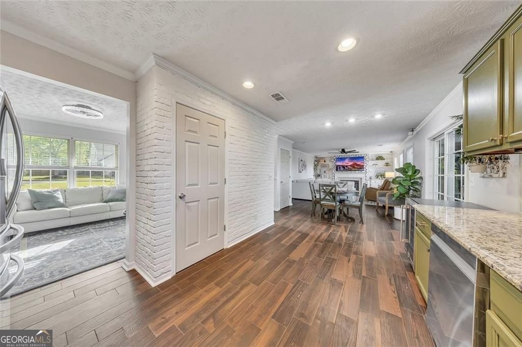 609 River Knoll Court Woodstock - Photo 12