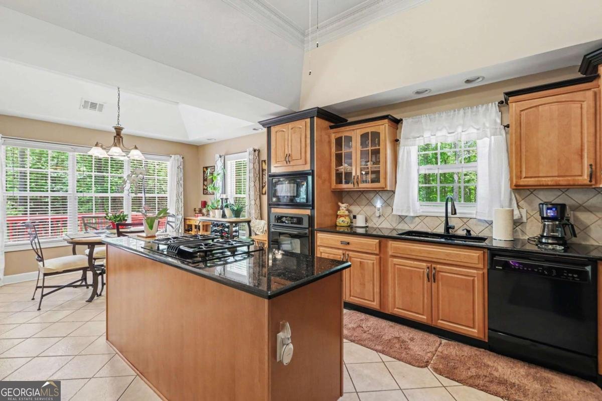 2540 Thornecreek Drive Douglasville - Photo 8