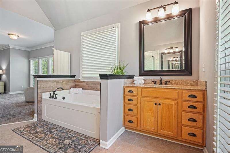 716 Whisper Wind Court Woodstock - Photo 16