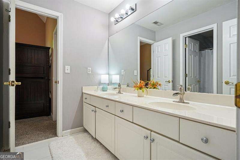 716 Whisper Wind Court Woodstock - Photo 20