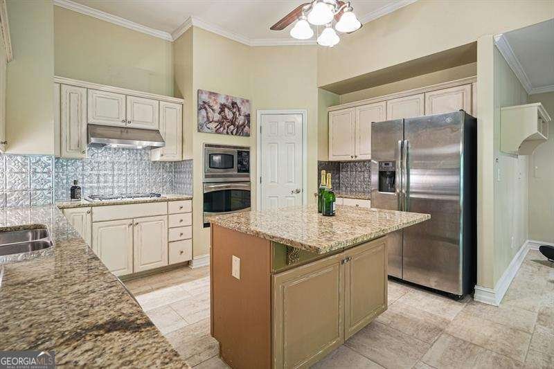 716 Whisper Wind Court Woodstock - Photo 29