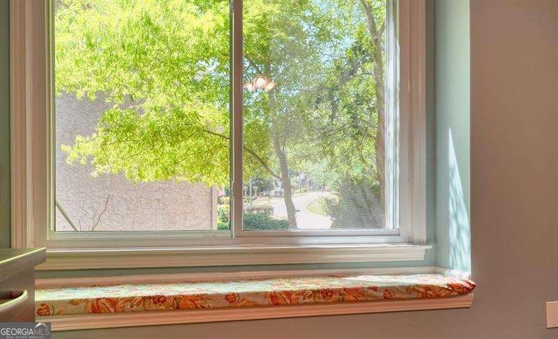 716 Whisper Wind Court Woodstock - Photo 32