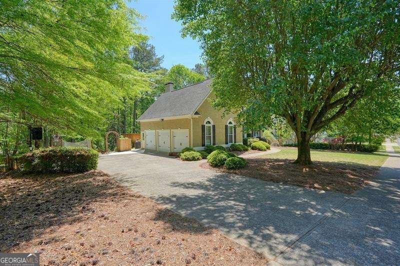 716 Whisper Wind Court Woodstock - Photo 43