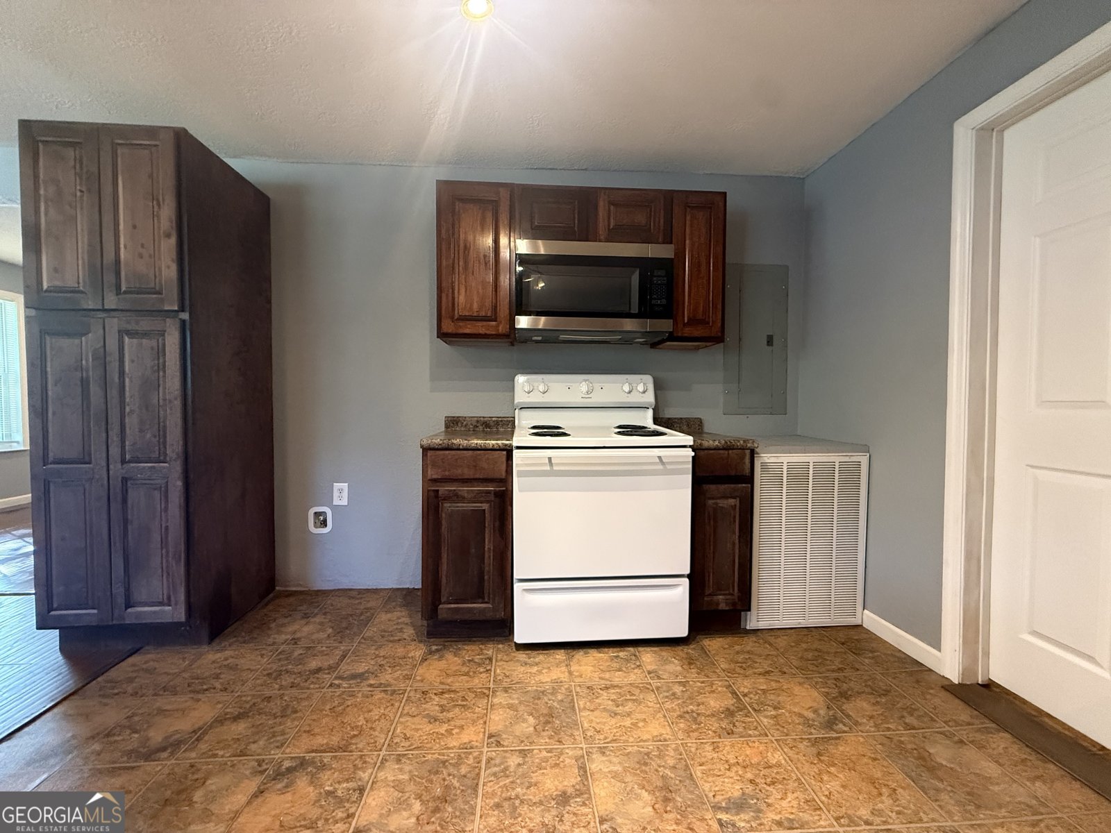 383 Allen Street Summerville - Photo 10