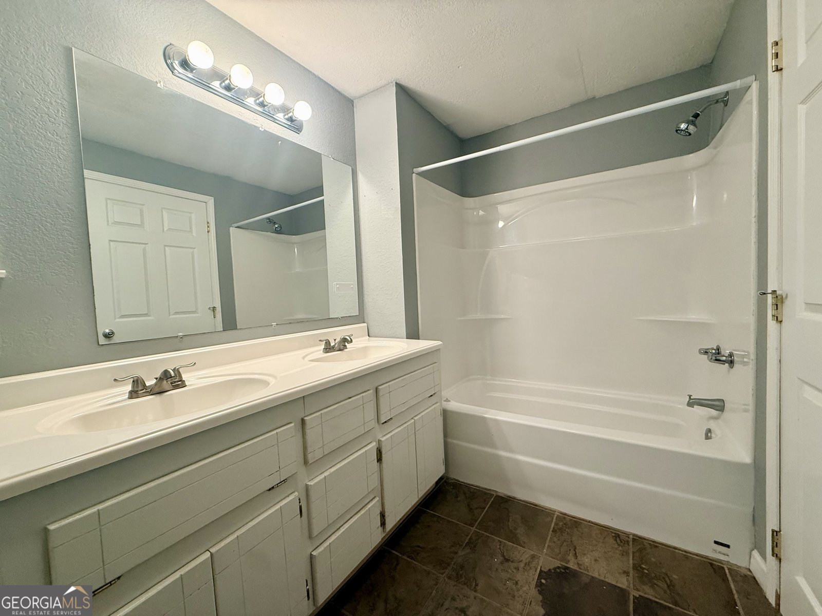 383 Allen Street Summerville - Photo 13