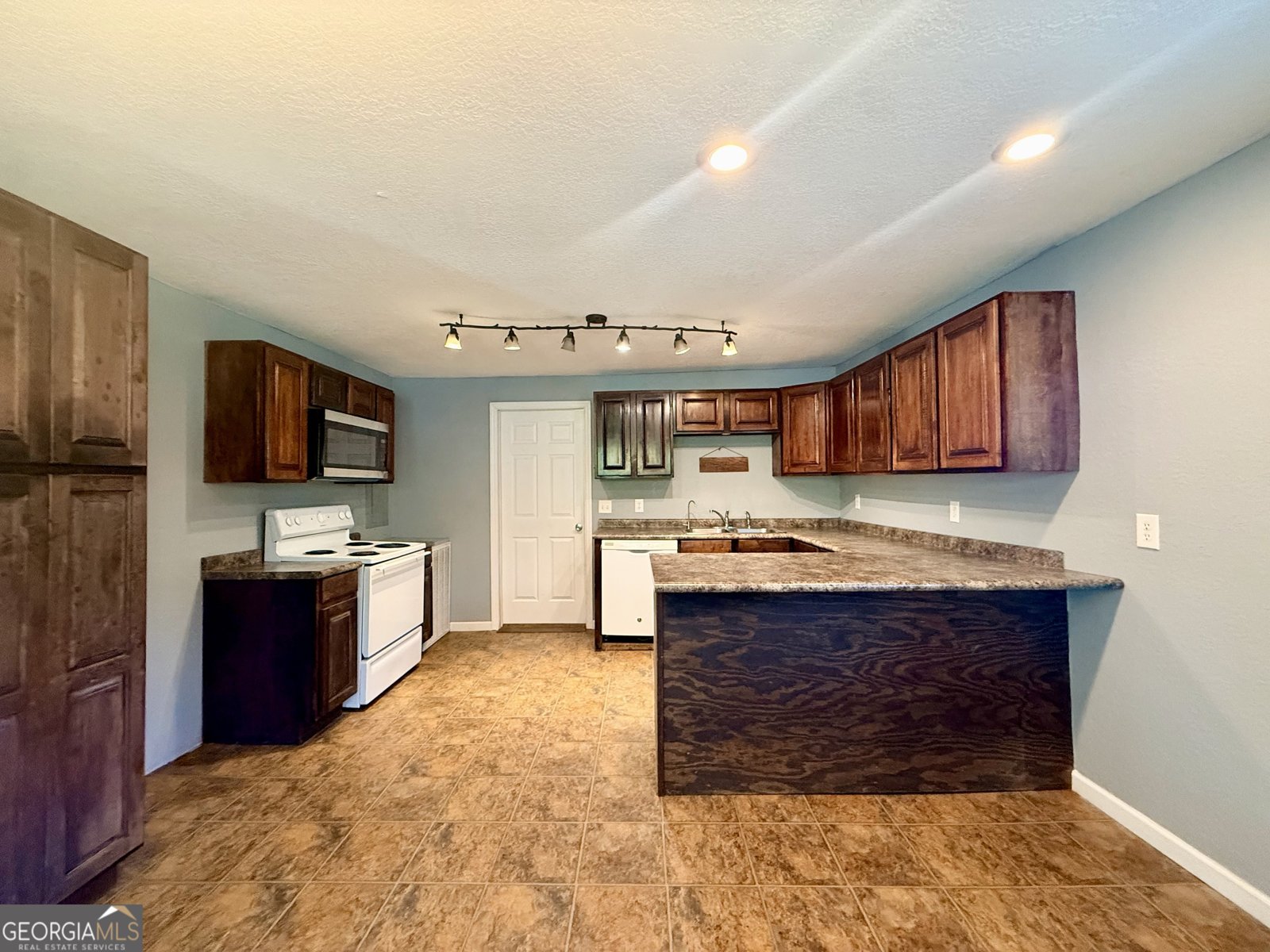 383 Allen Street Summerville - Photo 8