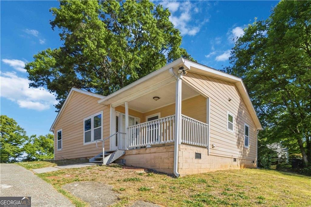 255 Austin Avenue Marietta - Photo 1