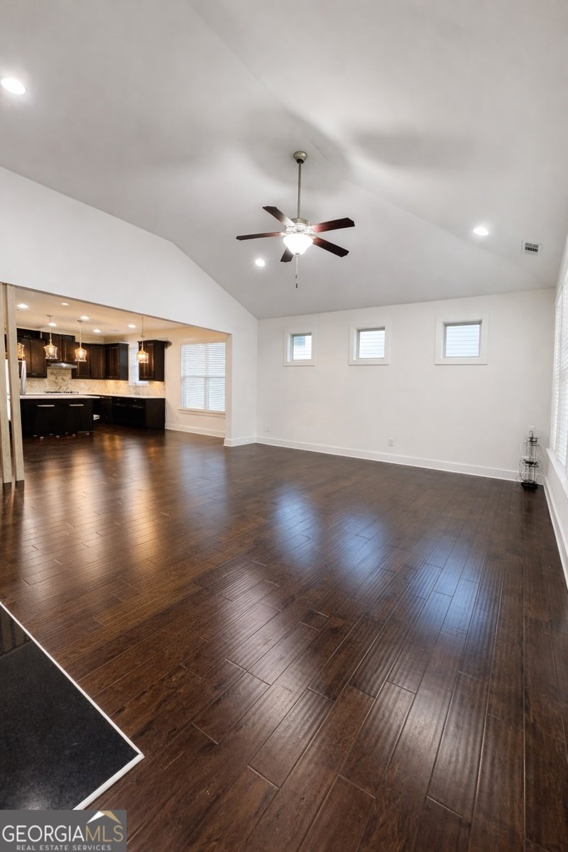 1207 Halletts Peak Place Lawrenceville - Photo 15