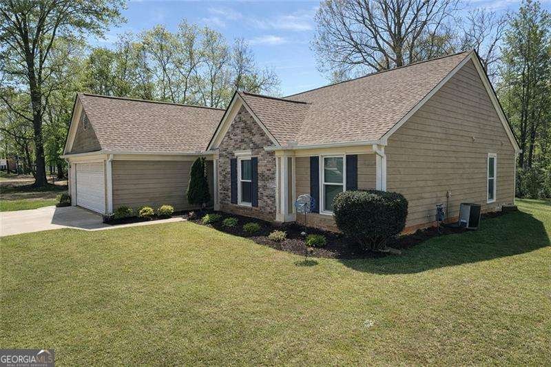 3957 Wintersweet Drive Decatur - Photo 1