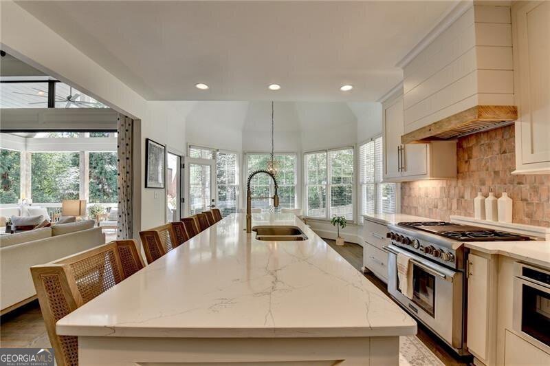 10280 Oxford Mill Circle Johns Creek - Photo 16