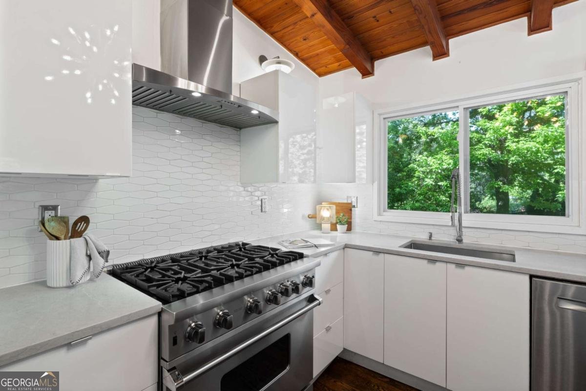 1540 Sagamore Drive Atlanta - Photo 10