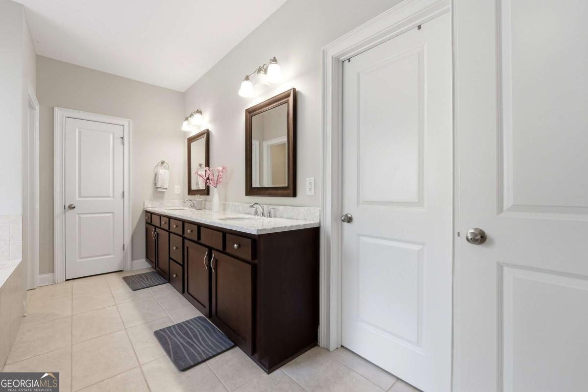 5012 Dinant Drive Johns Creek - Photo 24