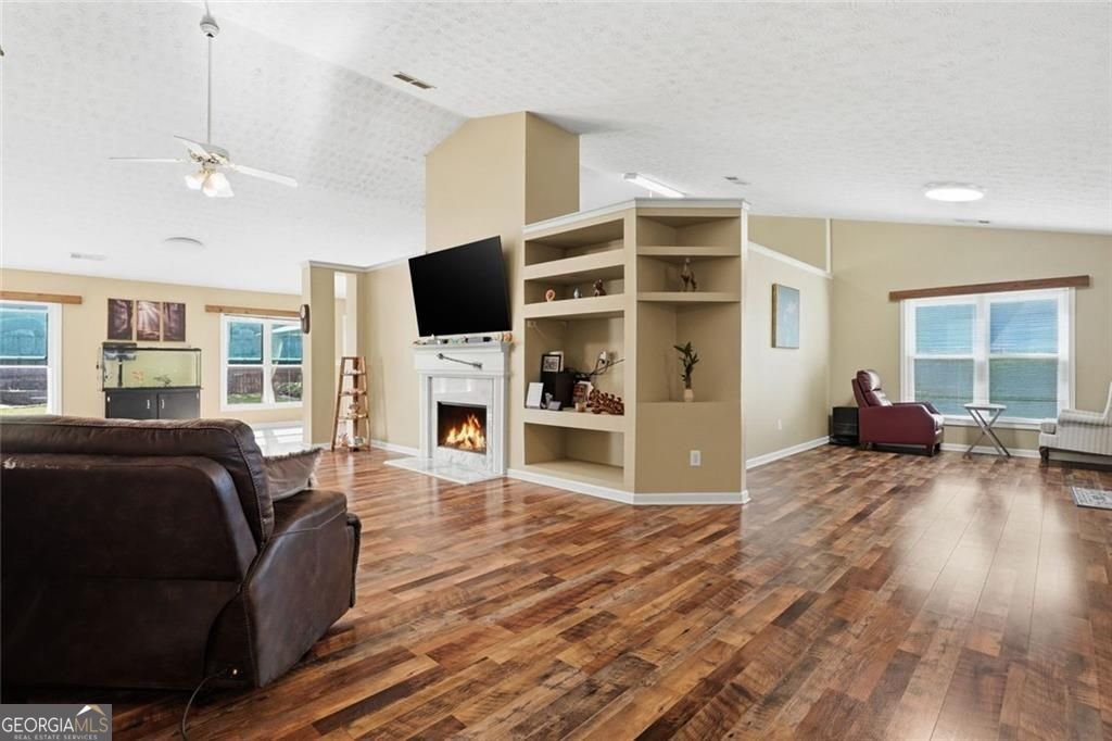 2645 Hamilton Chase Run Buford - Photo 6