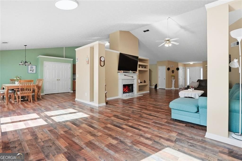 2645 Hamilton Chase Run Buford - Photo 7