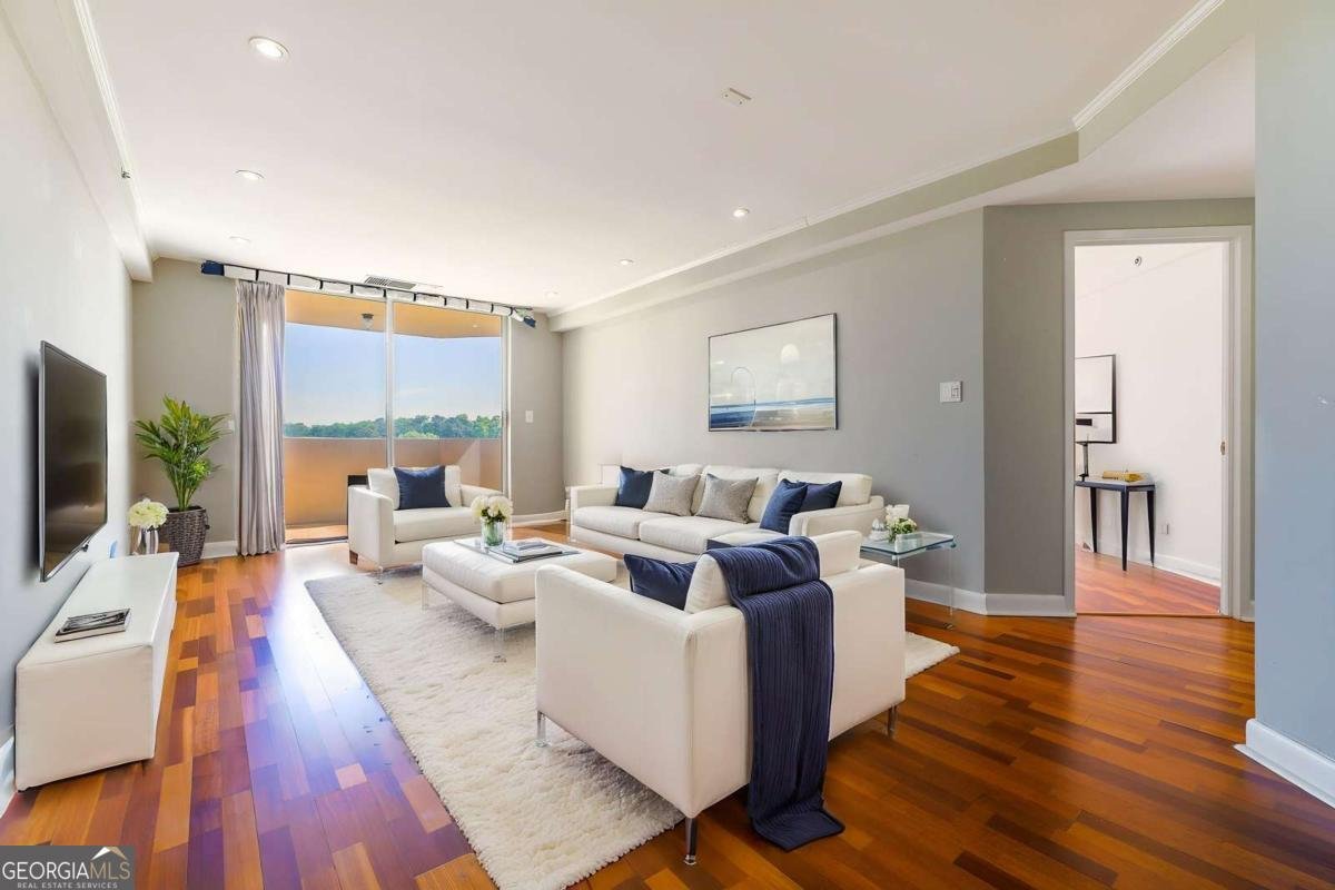 1501 Clairmont Road Decatur - Photo 1