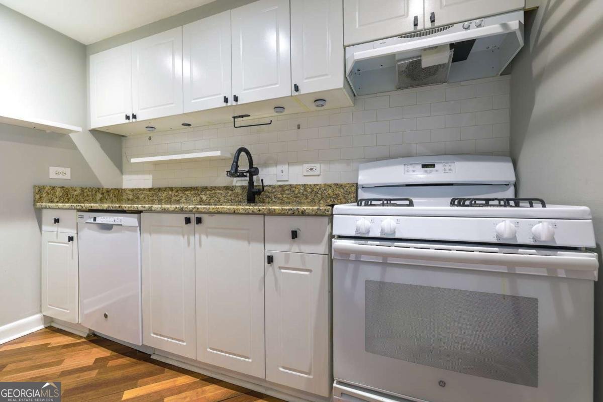 1501 Clairmont Road Decatur - Photo 6