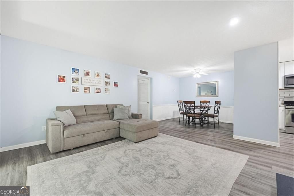 703 Woodcliff Drive Sandy Springs - Photo 9