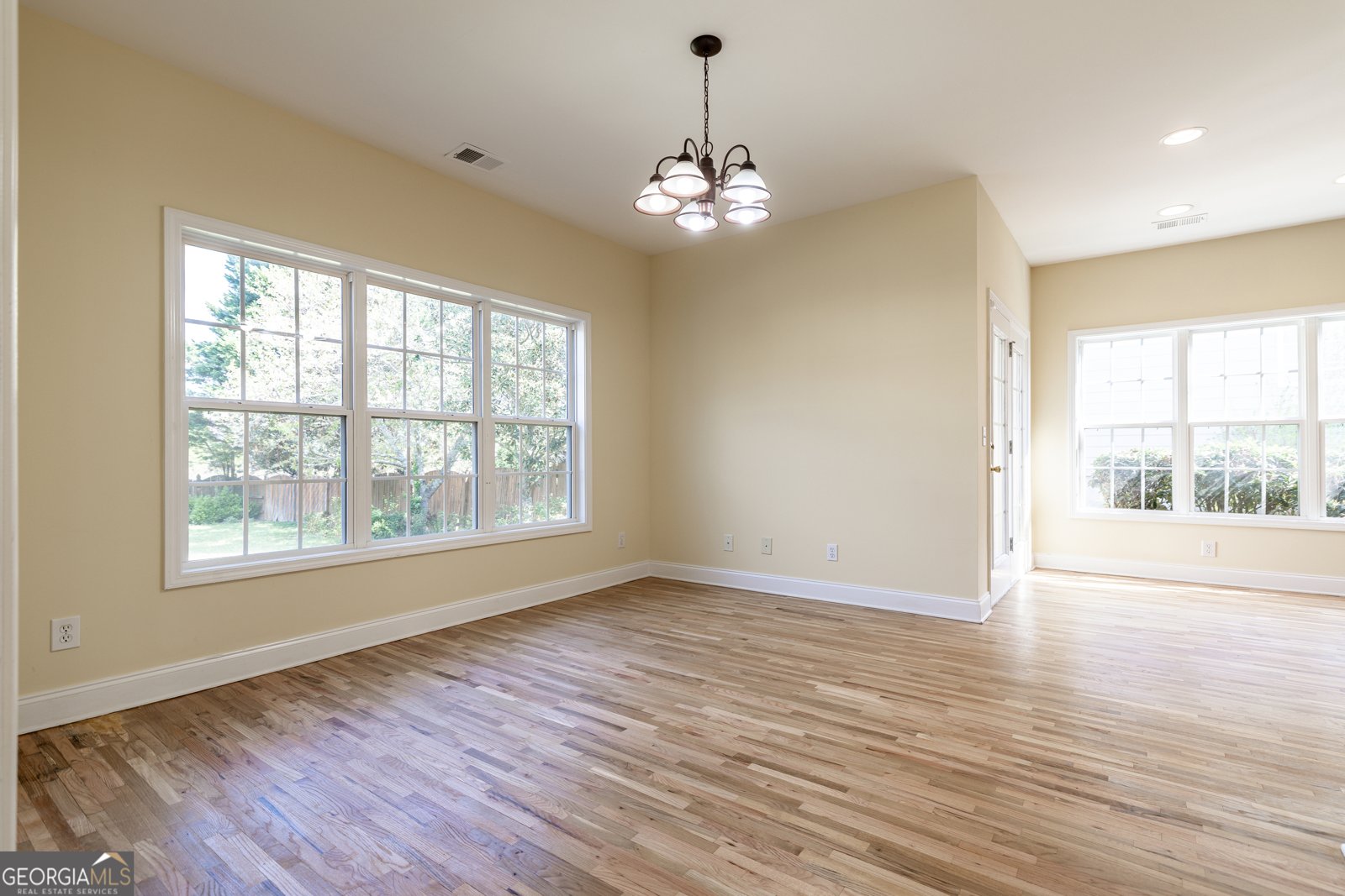 239 Blue Creek Lane Loganville - Photo 17