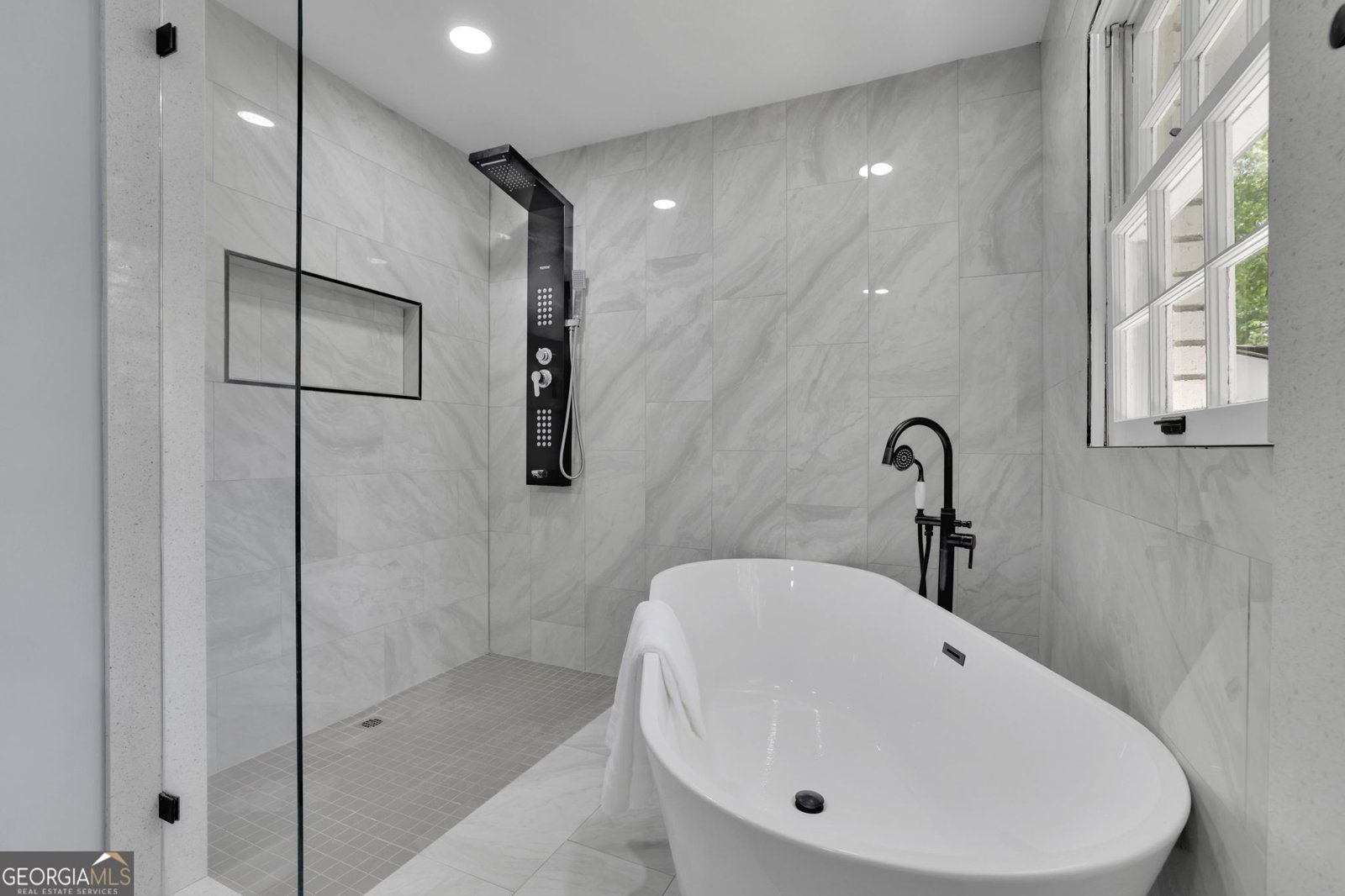 210 Suburban Drive Kennesaw - Photo 28