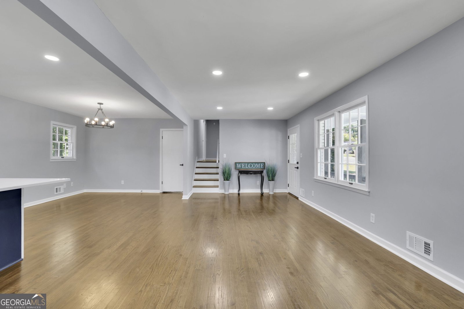 210 Suburban Drive Kennesaw - Photo 6