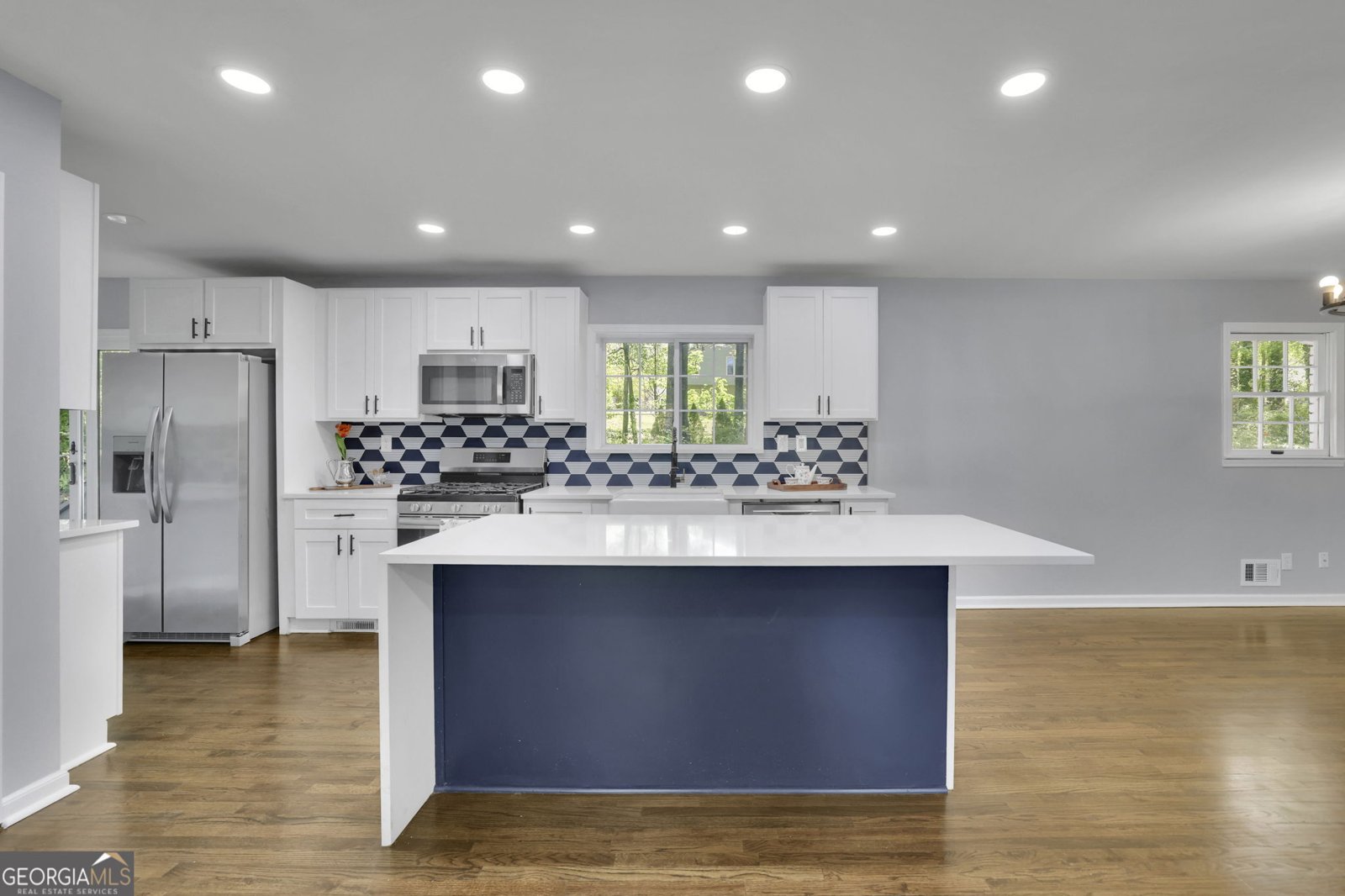 210 Suburban Drive Kennesaw - Photo 9