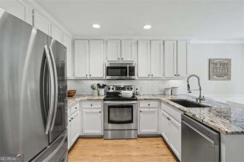 1652 Windcrest Drive Marietta - Photo 12