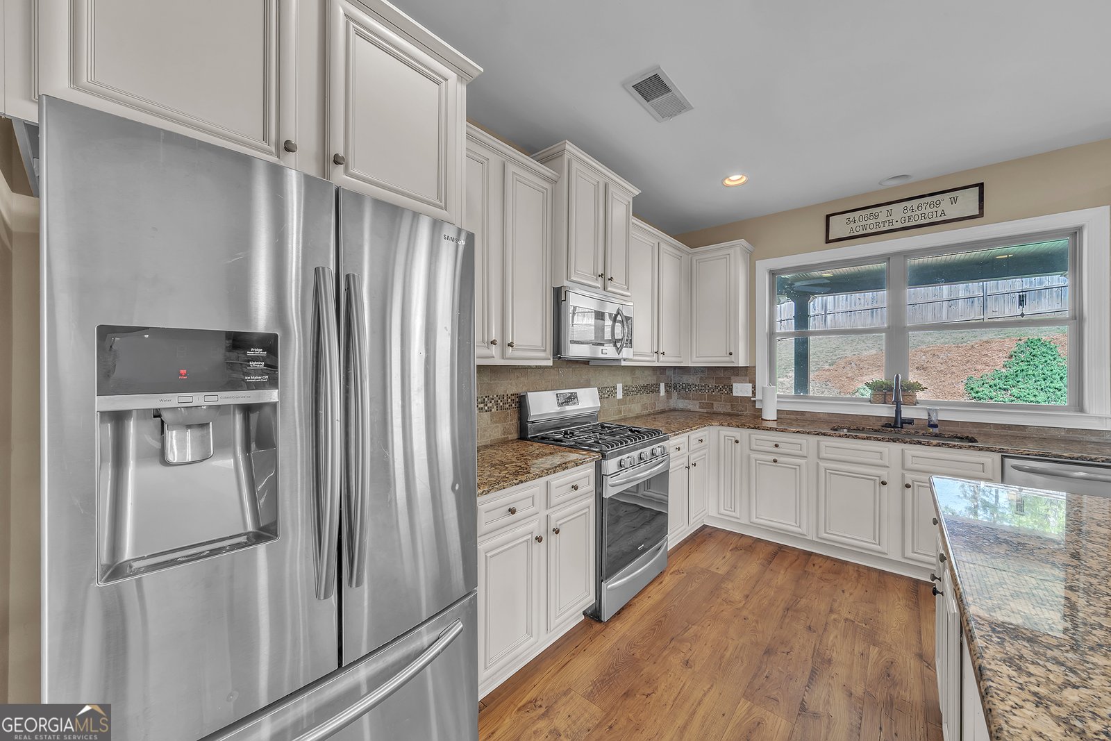 228 Talking Leaves Court Acworth - Photo 7