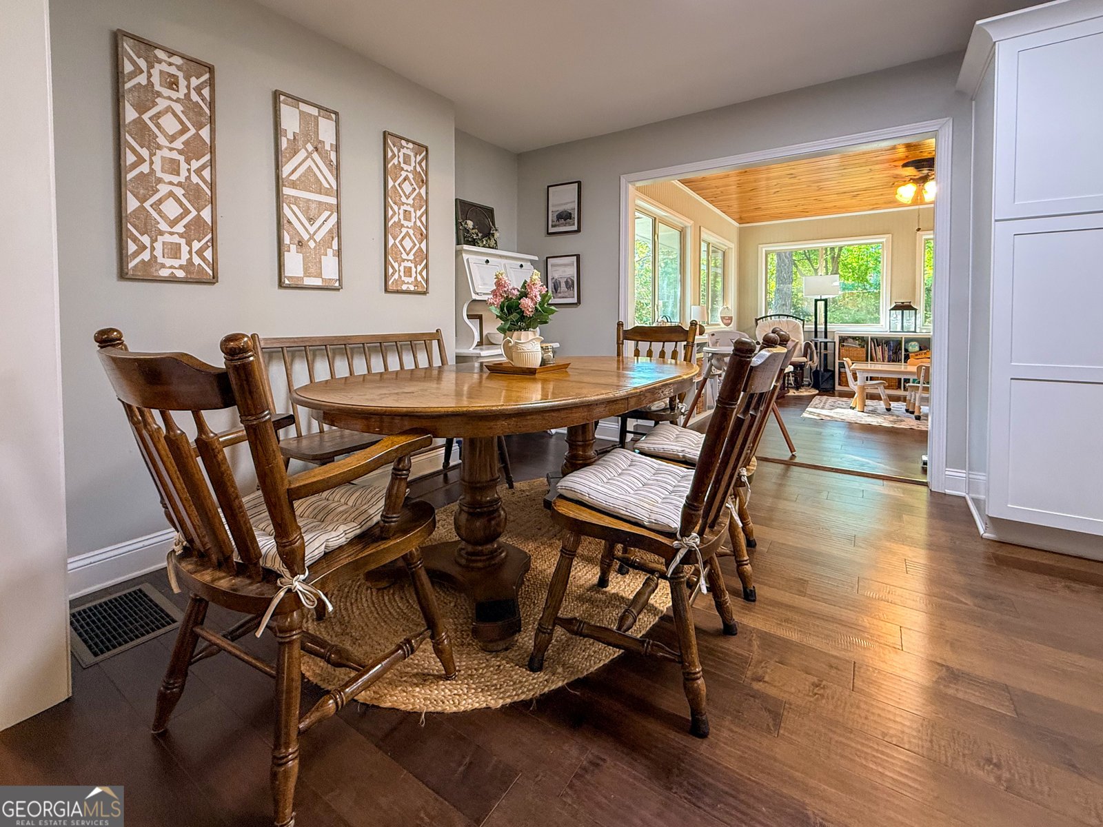 194 Semi Circle Drive Demorest - Photo 8