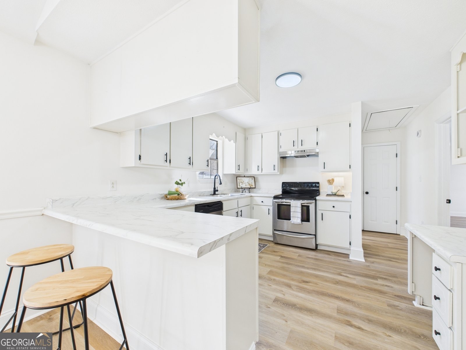 144 Graystone Circle Macon - Photo 10