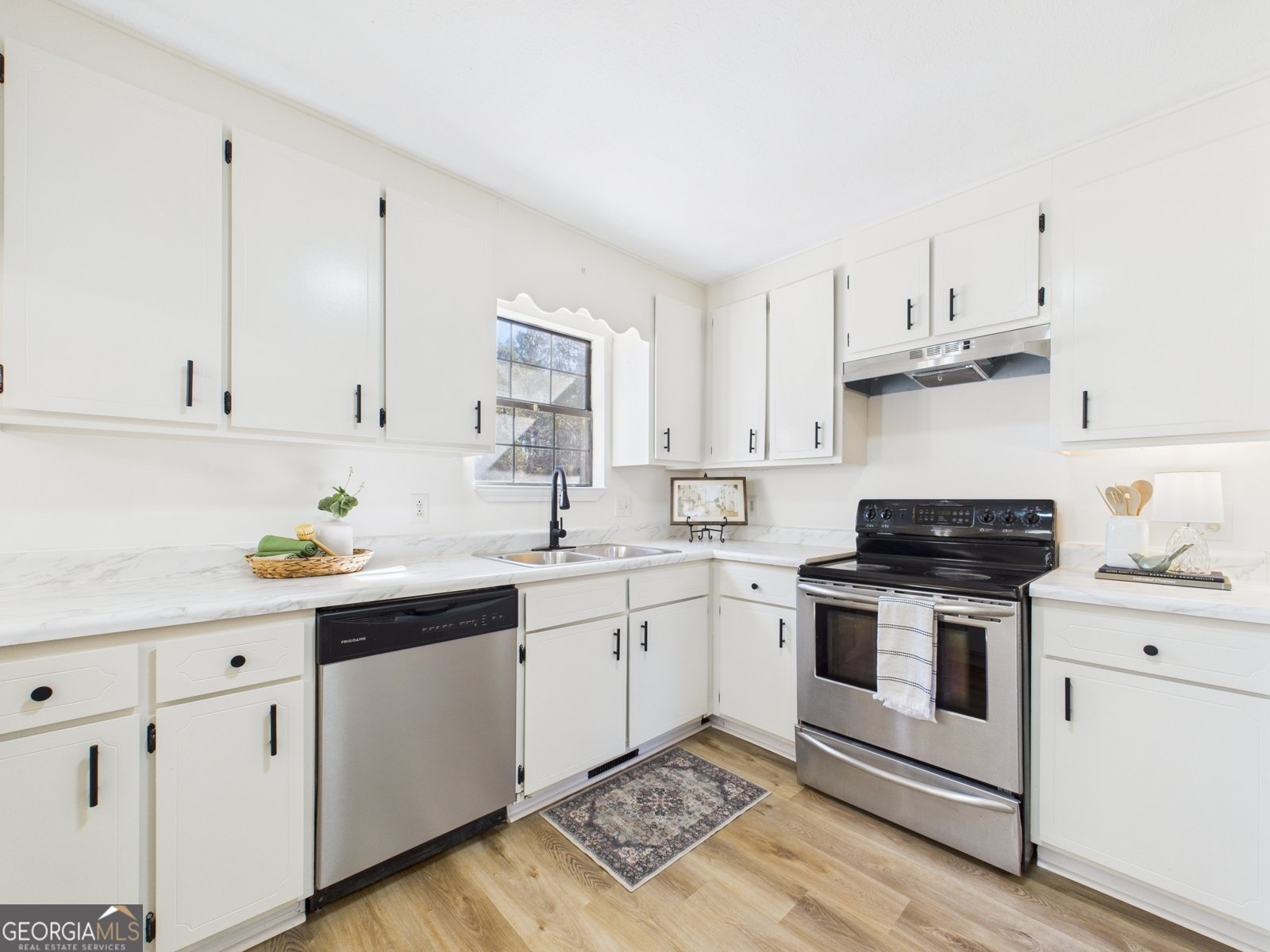 144 Graystone Circle Macon - Photo 11