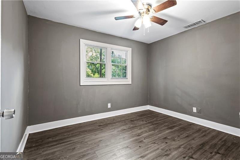 2436 Clarissa Drive Atlanta - Photo 12