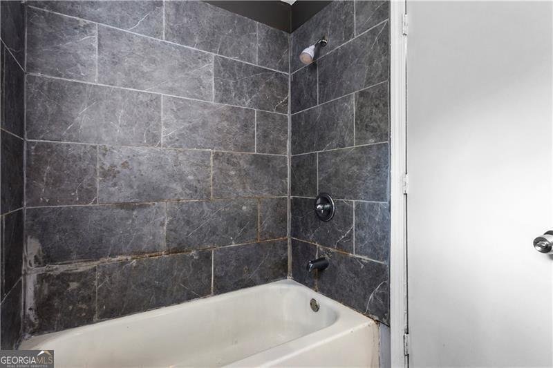 2436 Clarissa Drive Atlanta - Photo 15