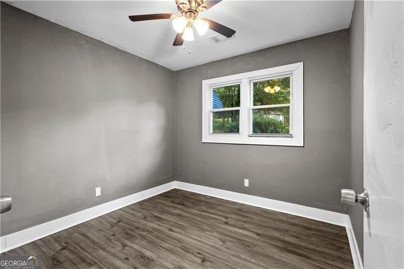 2436 Clarissa Drive Atlanta - Photo 19