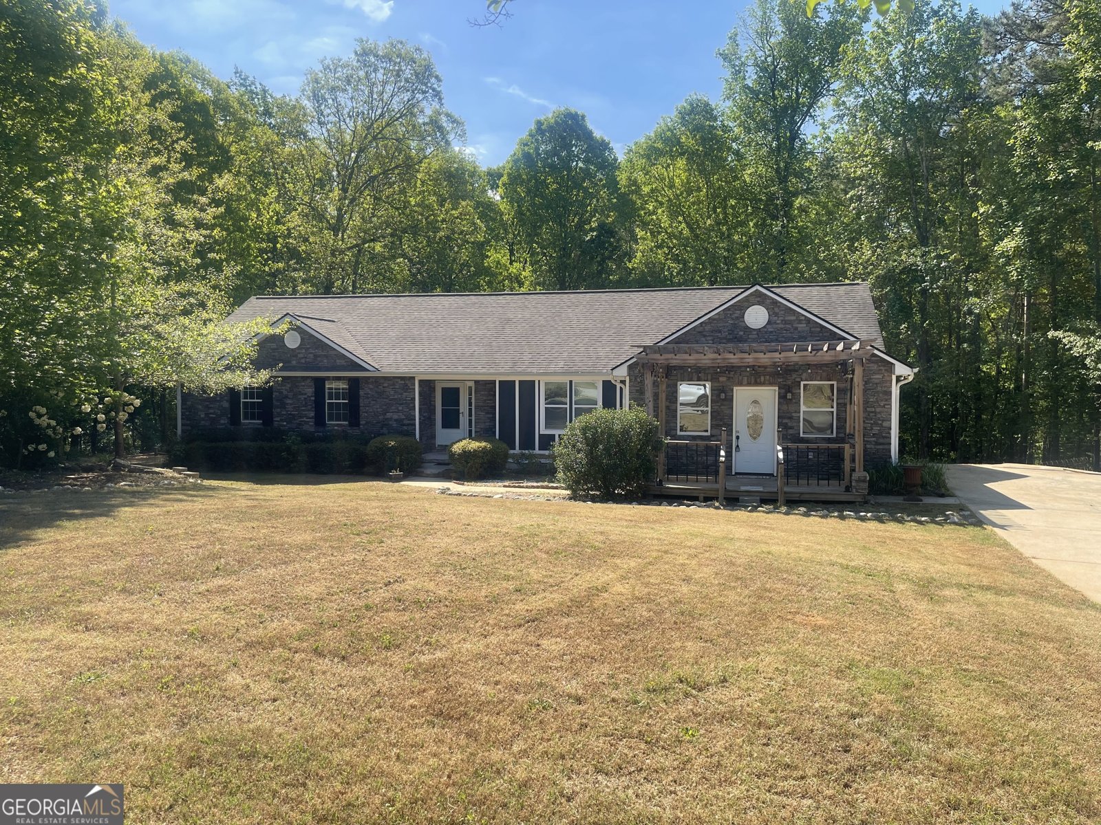 40 Woods Creek Court Covington - Photo 1